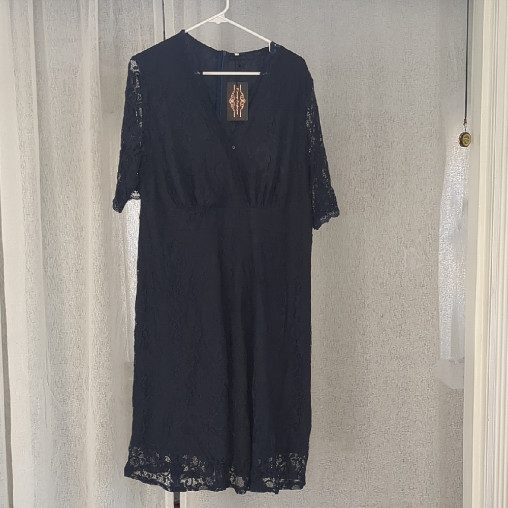 Elegant Navy Blue Lace Dress